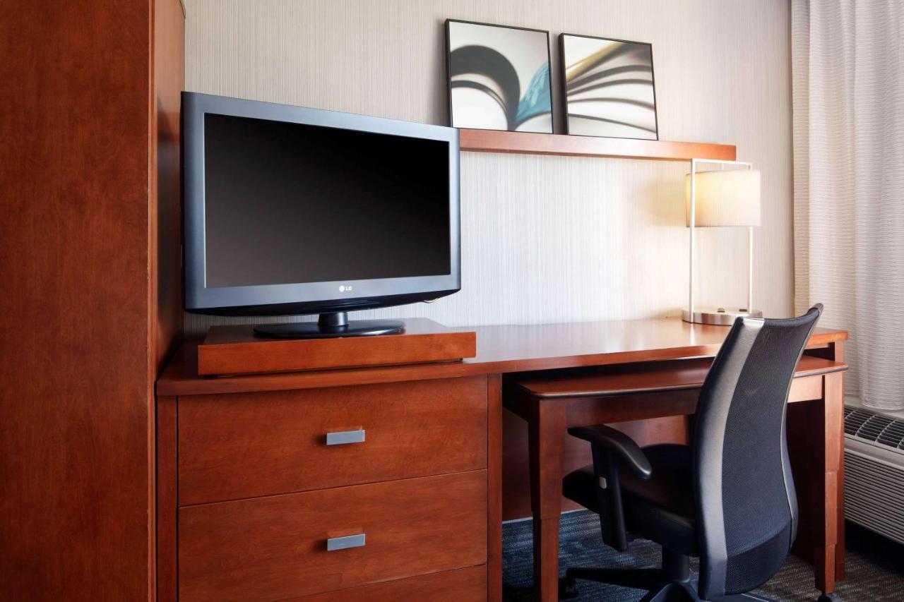Sonesta Select Newport Middletown Hotel Exterior foto