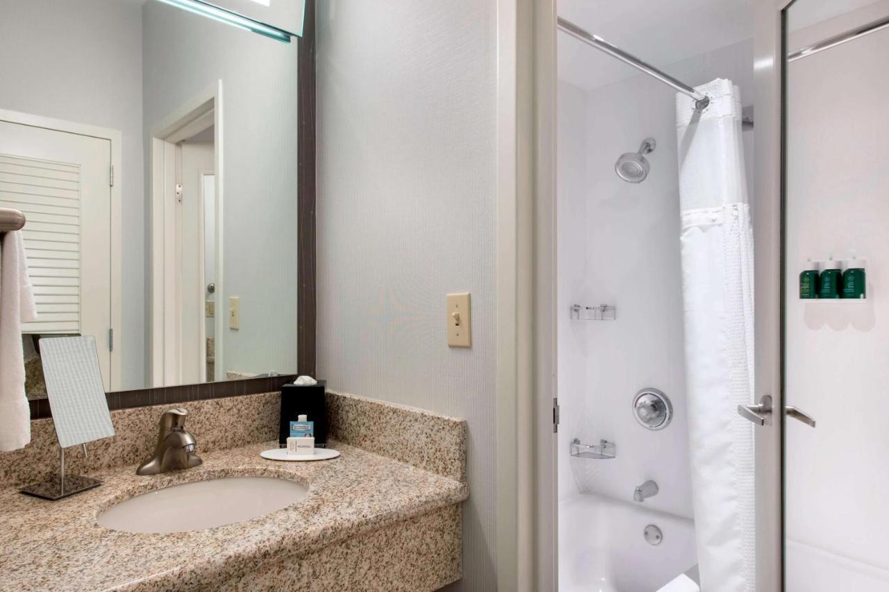 Sonesta Select Newport Middletown Hotel Exterior foto